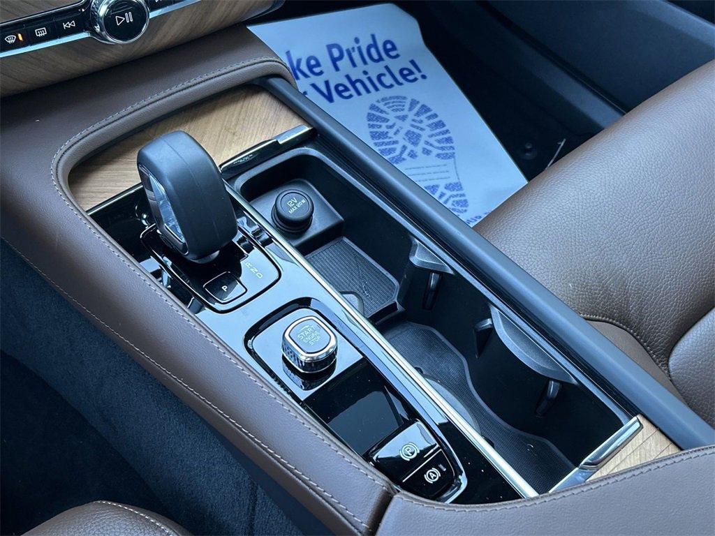 Certified 2023 Volvo XC90 T8 Plus w/ Protection Package image 22