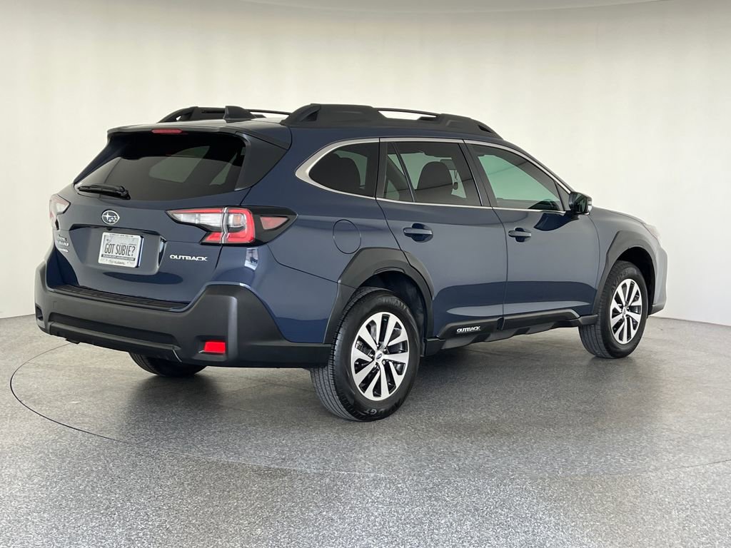 Certified 2025 Subaru Outback Premium w/ Popular Package #1A AWD/4WD image 4