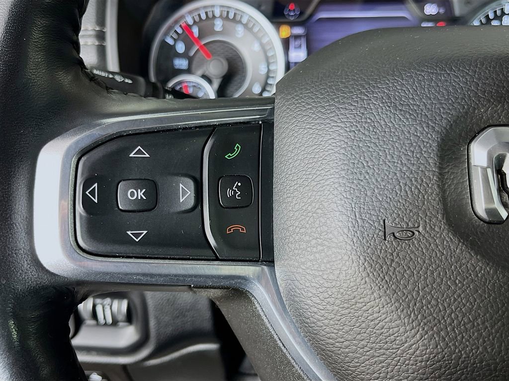 Used 2022 RAM 1500 Laramie AWD/4WD image 15