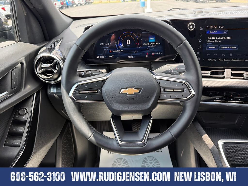 Used 2026 Chevrolet Equinox LT AWD/4WD image 14