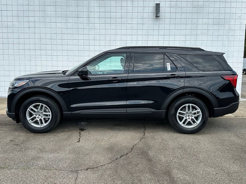 New 2027 Ford Explorer Active AWD/4WD image 2