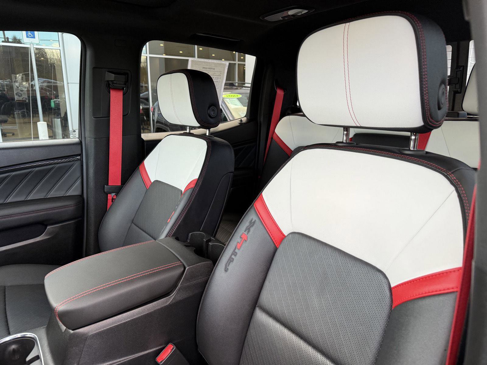 Used 2023 GMC Canyon AT4X w/ Edition 1 image 15