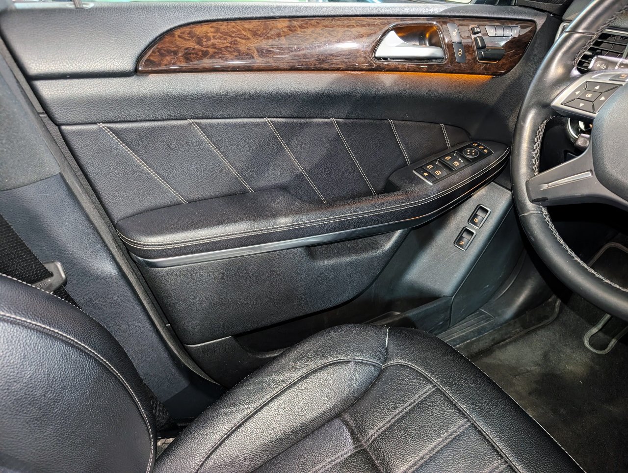 Used 2013 Mercedes-Benz GL 450 4MATIC image 37