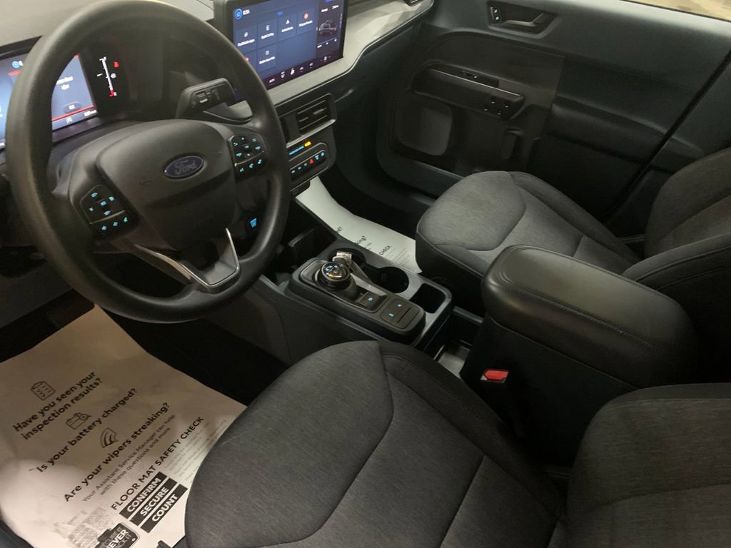 Used 2025 Ford Maverick XLT w/ Black Appearance Package AWD/4WD image 11
