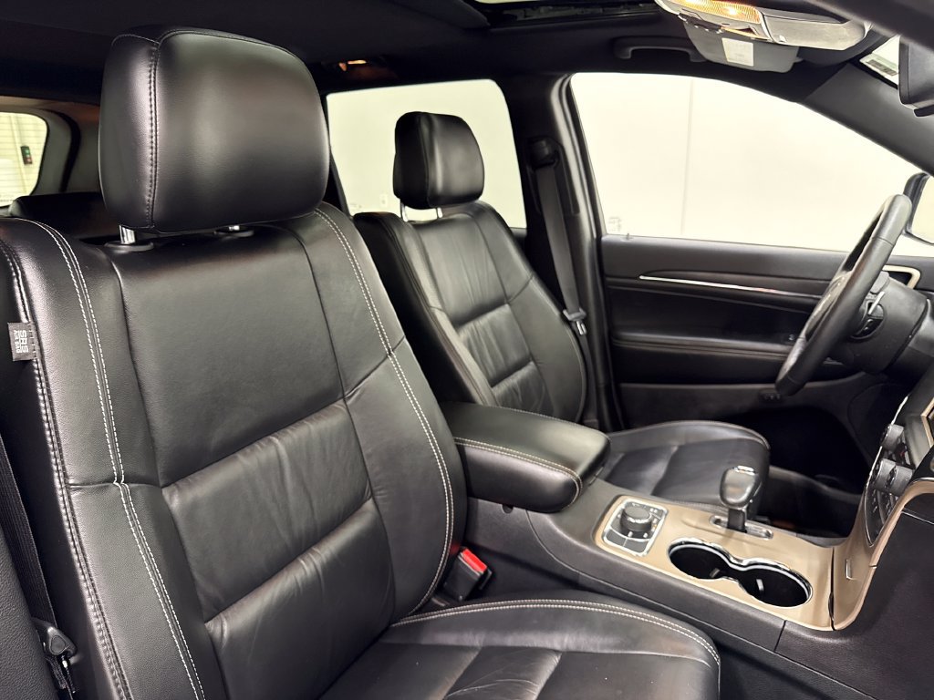 Used 2015 Jeep Grand Cherokee Limited AWD/4WD image 27