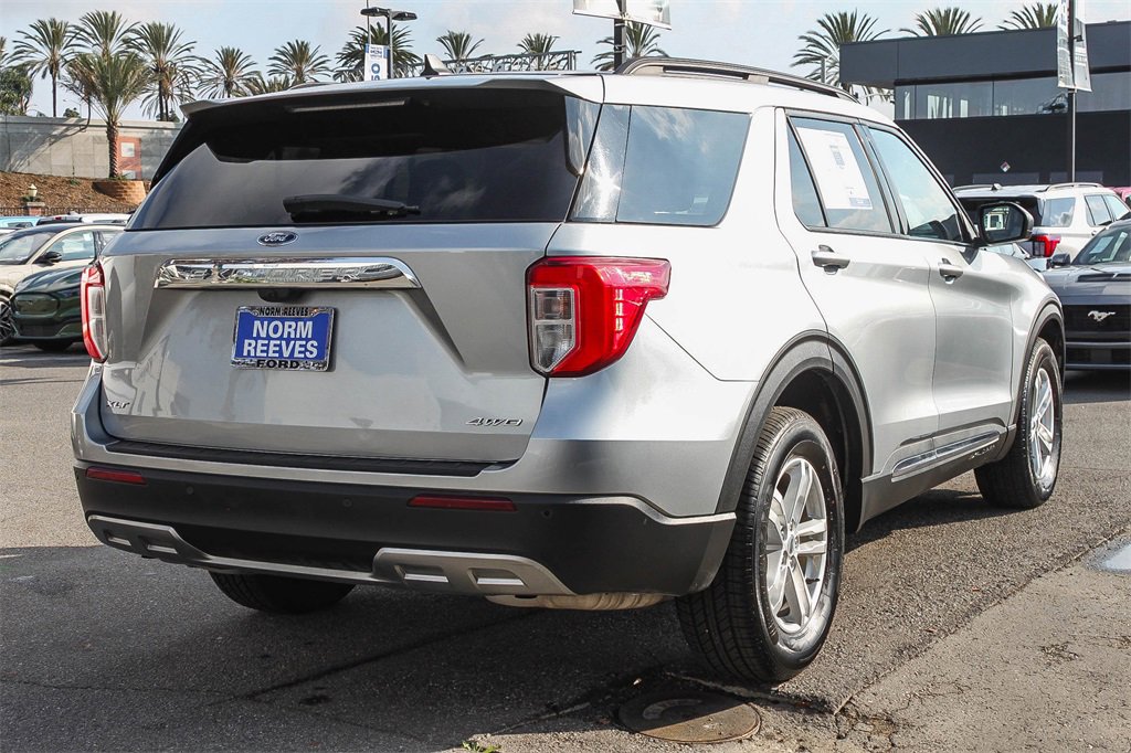 Used 2023 Ford Explorer XLT w/ Equipment Group 202A image 9