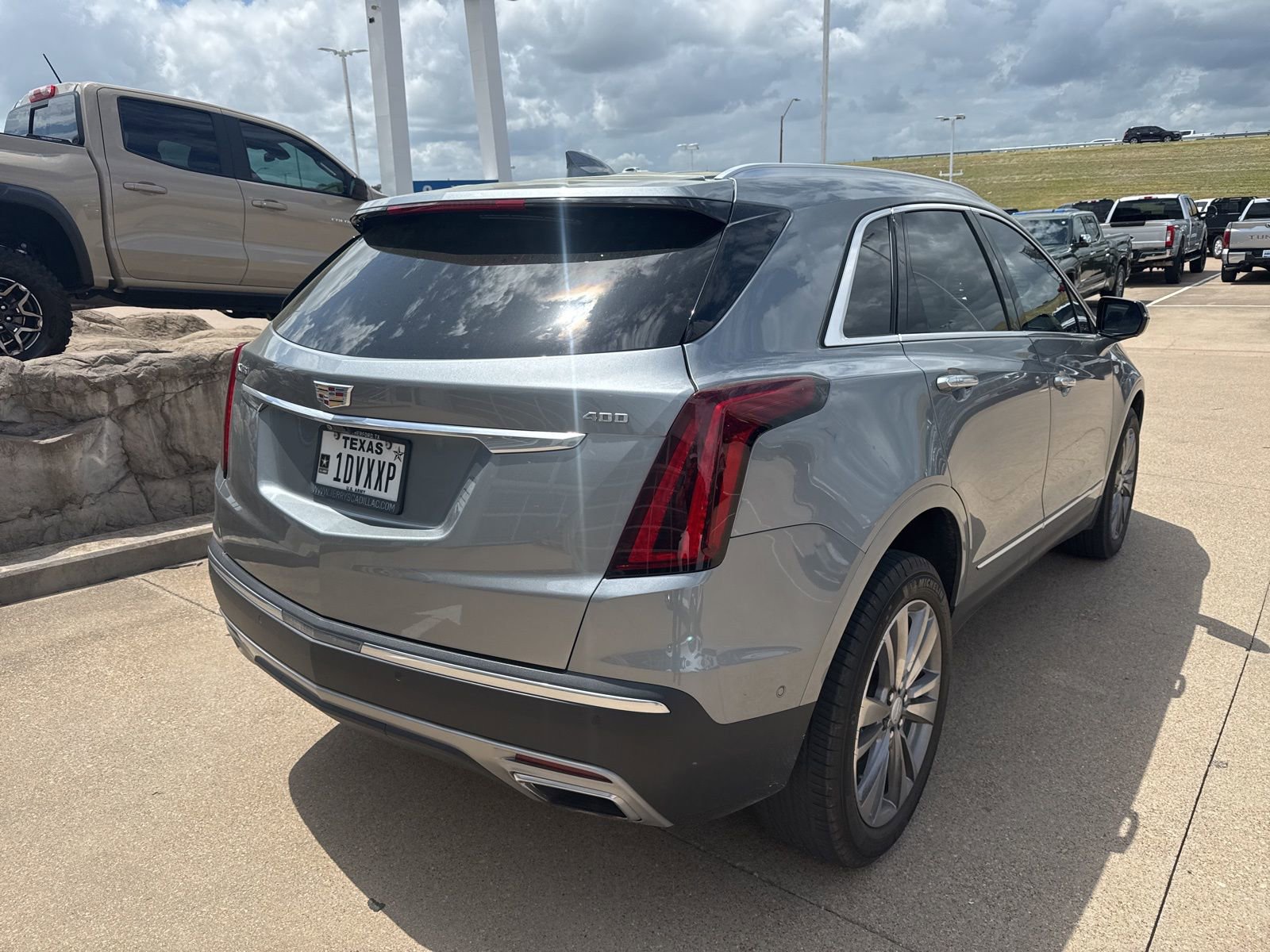 Used 2023 Cadillac XT5 Premium Luxury w/ Technology Package image 5