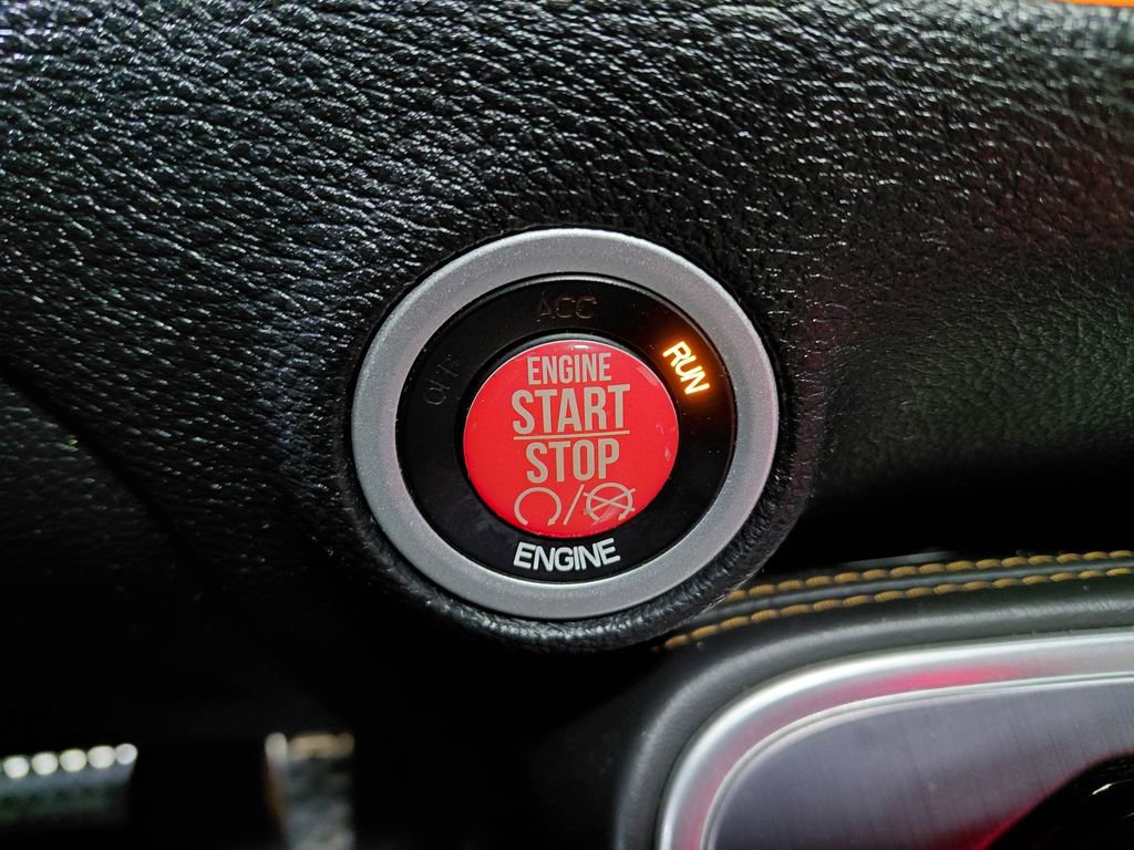 Used 2015 Dodge Challenger R/T Plus image 46