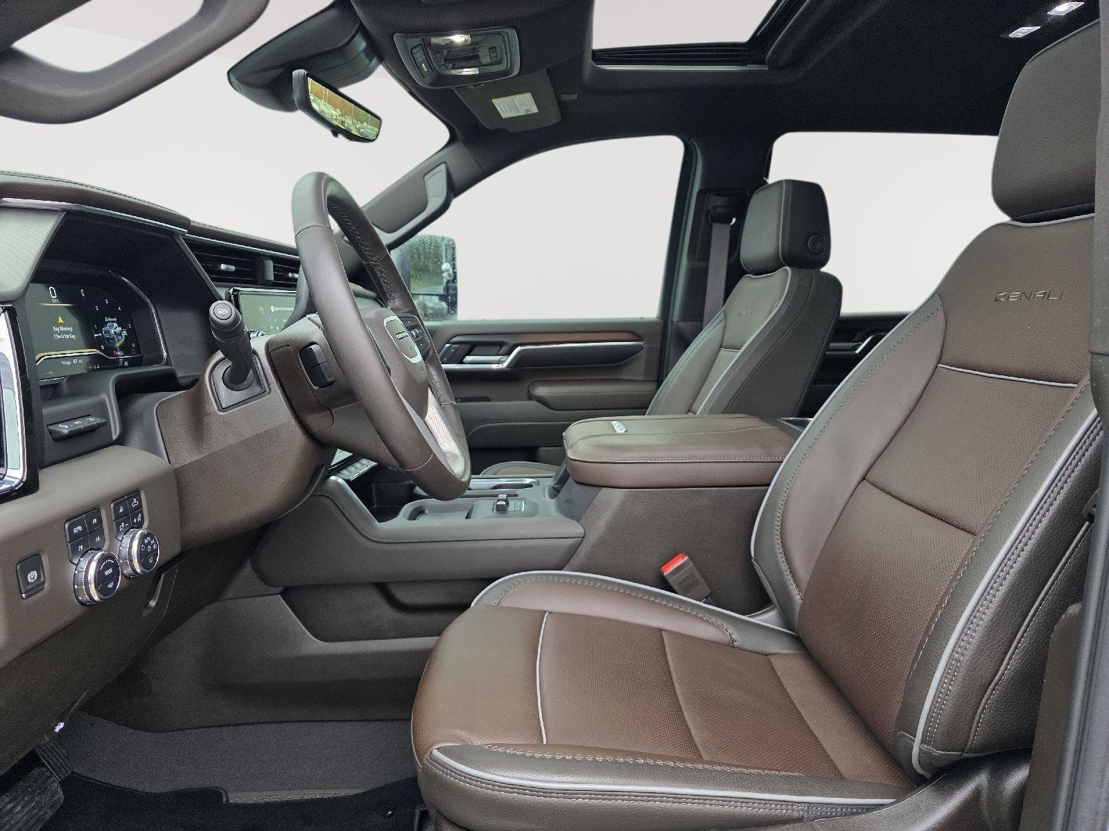 Used 2024 GMC Sierra 2500 Denali w/ Denali Reserve Package image 12
