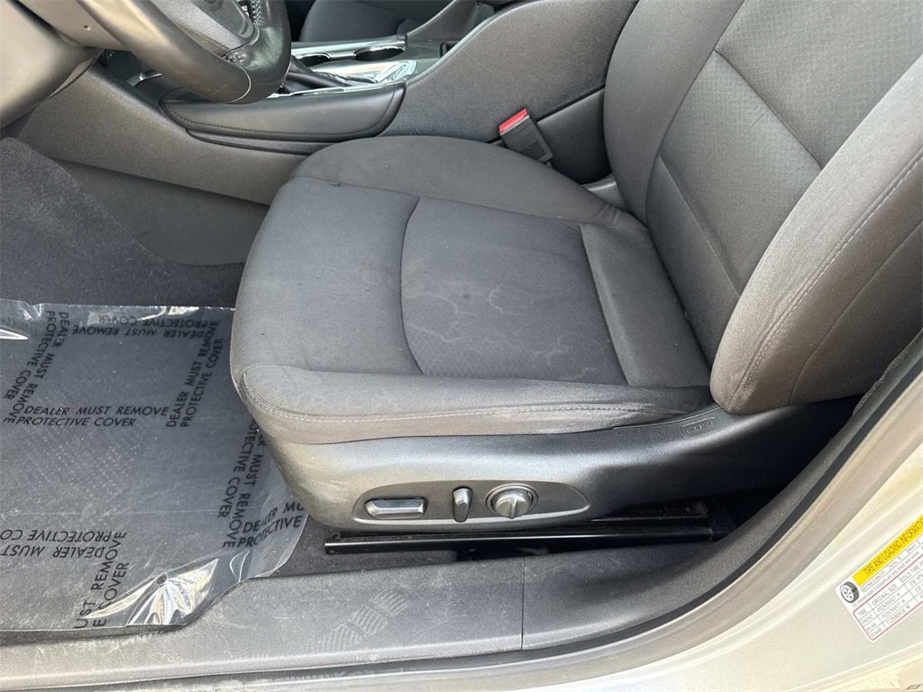 Used 2018 Chevrolet Malibu LT image 10