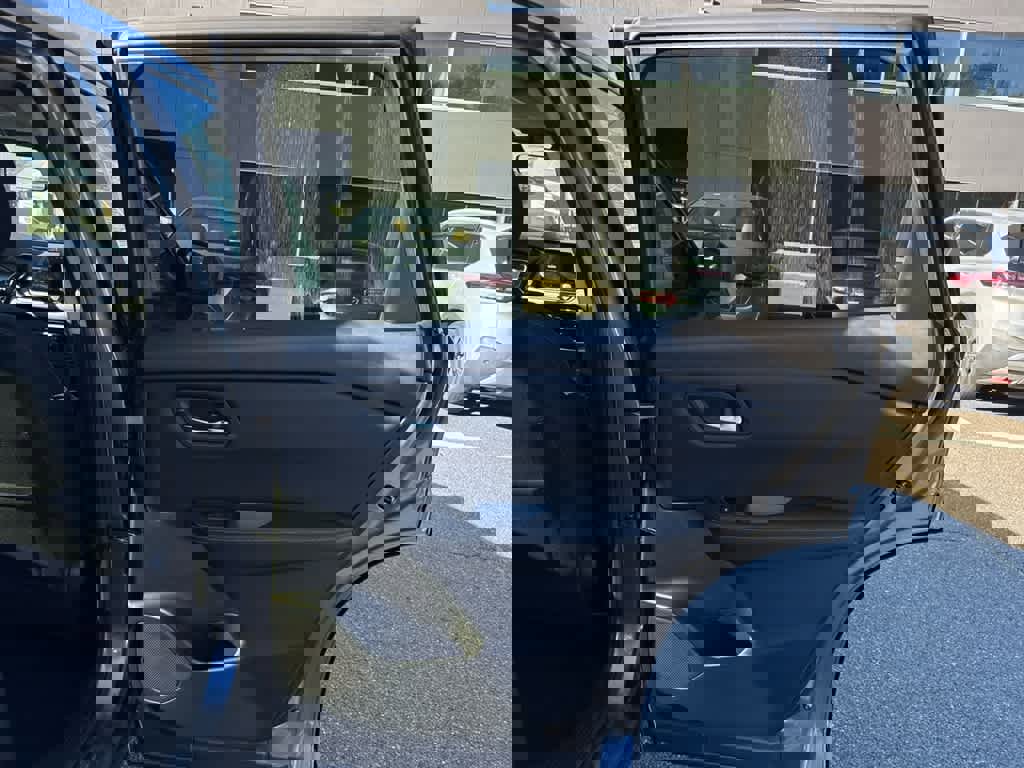 New 2026 Nissan Rogue SV image 22