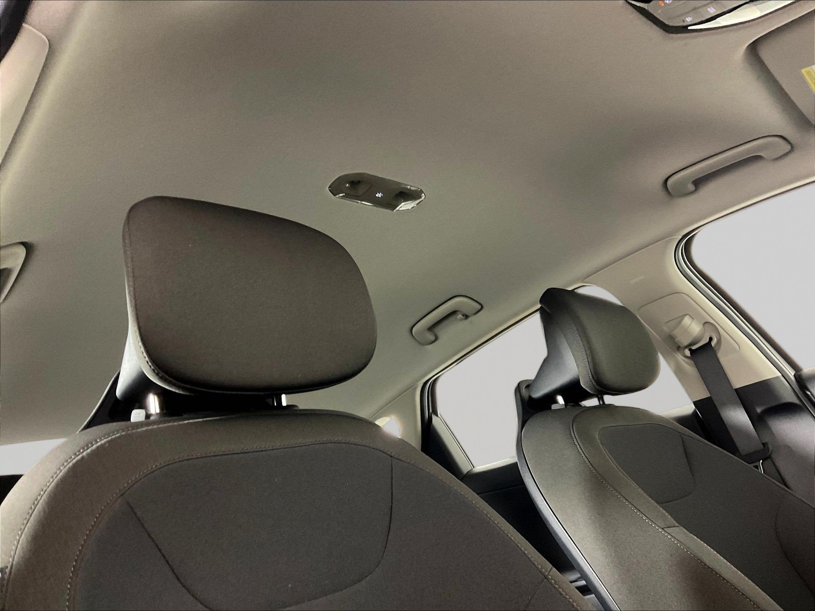 New 2026 Kia K4 FWD image 13