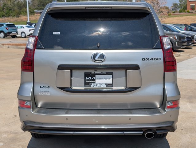 Used 2022 Lexus GX 460 Luxury w/ Sport Design Package AWD/4WD image 18