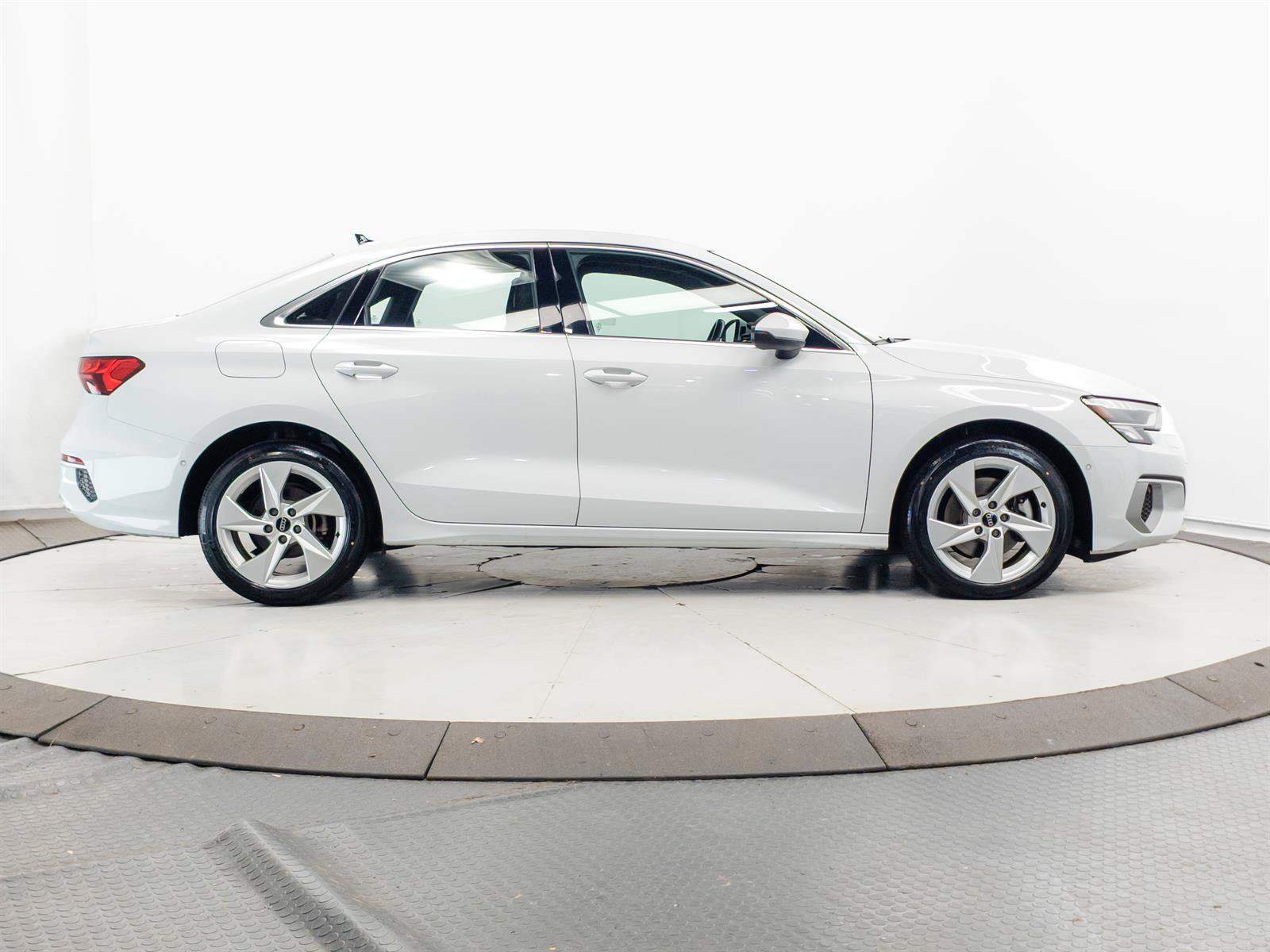 Used 2024 Audi A3 2.0T Premium FWD image 13