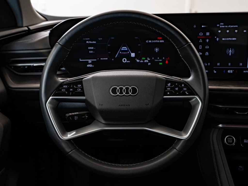 Used 2025 Audi Q5 Premium Plus w/ Premium Plus AWD/4WD image 38