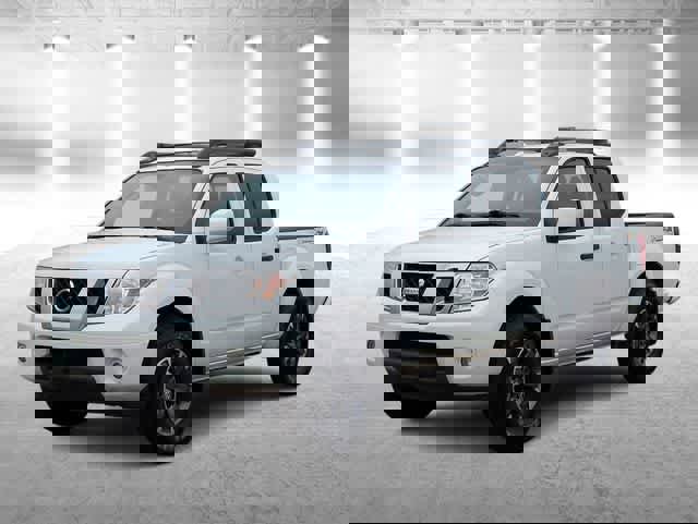 Used 2018 Nissan Frontier PRO-4X image 4