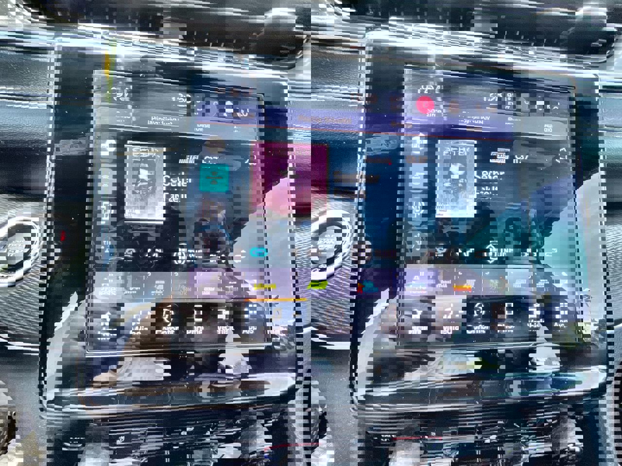 Used 2023 Jeep Grand Cherokee Altitude image 13