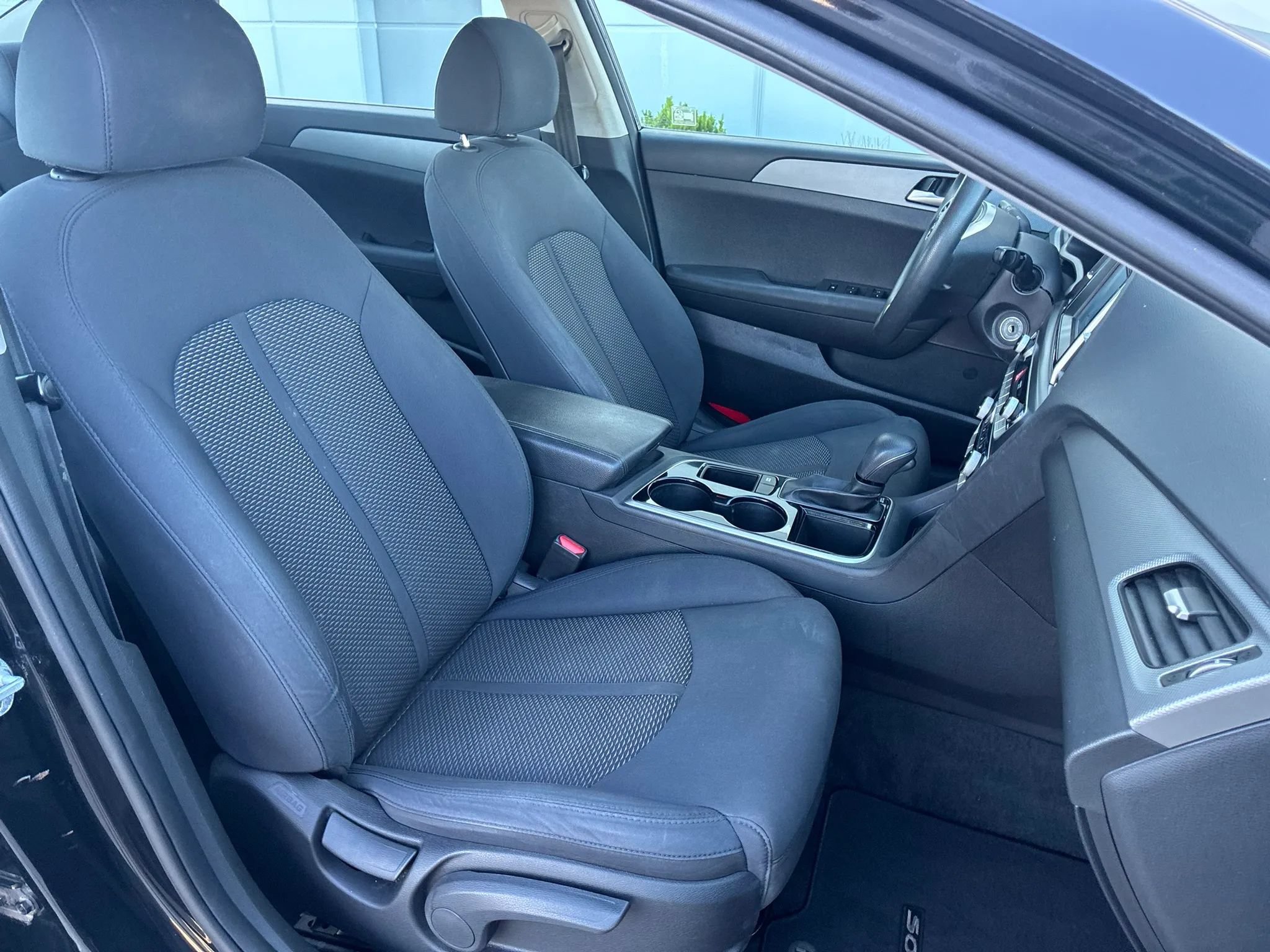 Used 2018 Hyundai Sonata SE FWD image 19