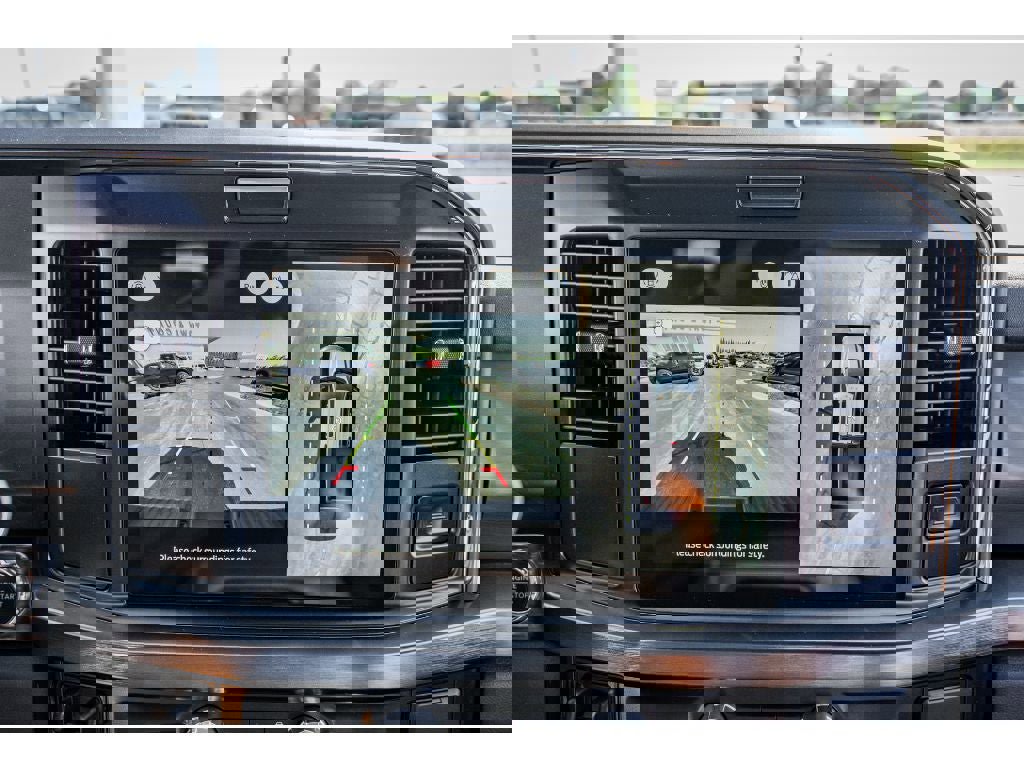 New 2026 Ford F250 Lariat image 16