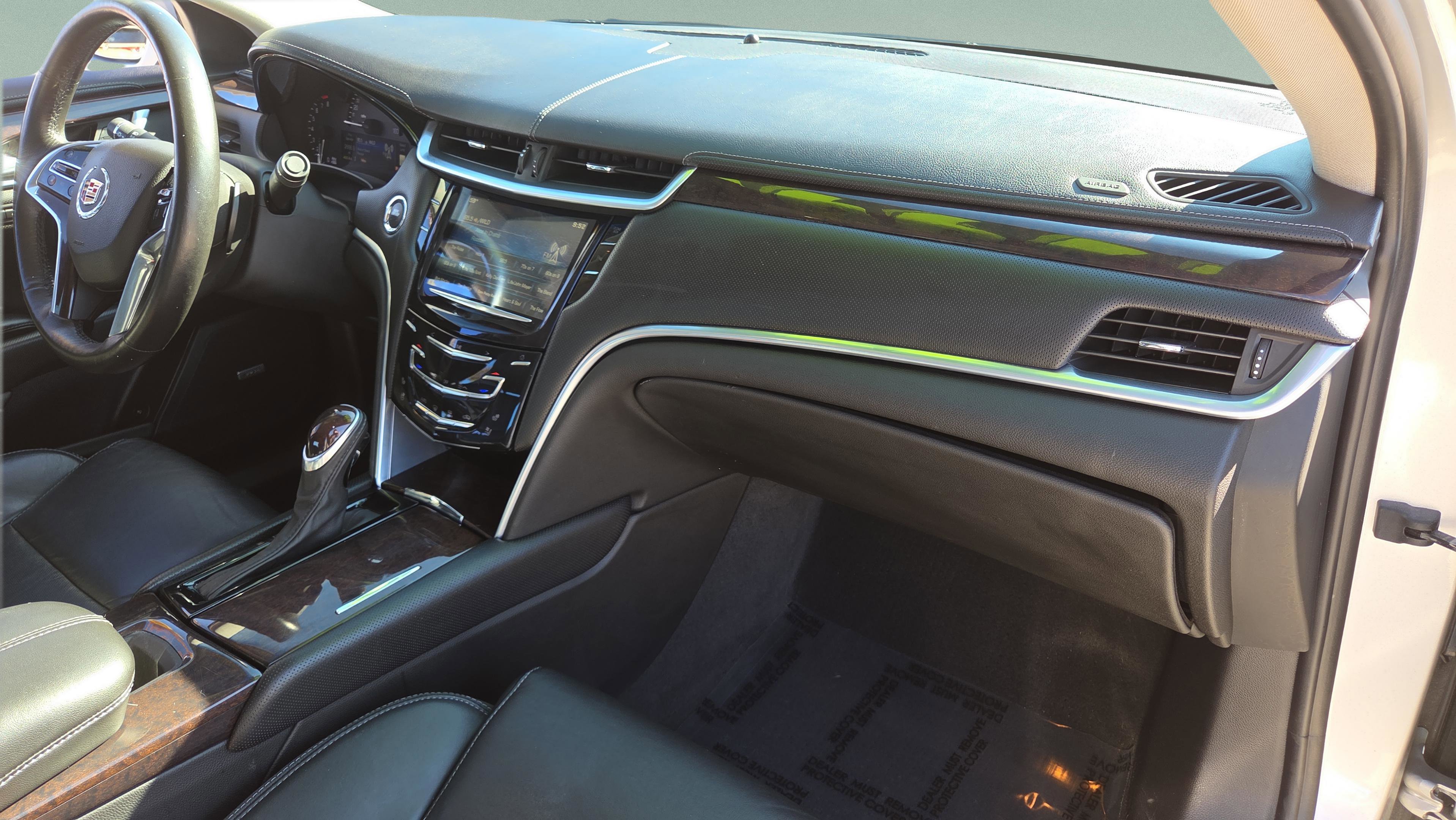 Used 2015 Cadillac XTS Luxury image 20