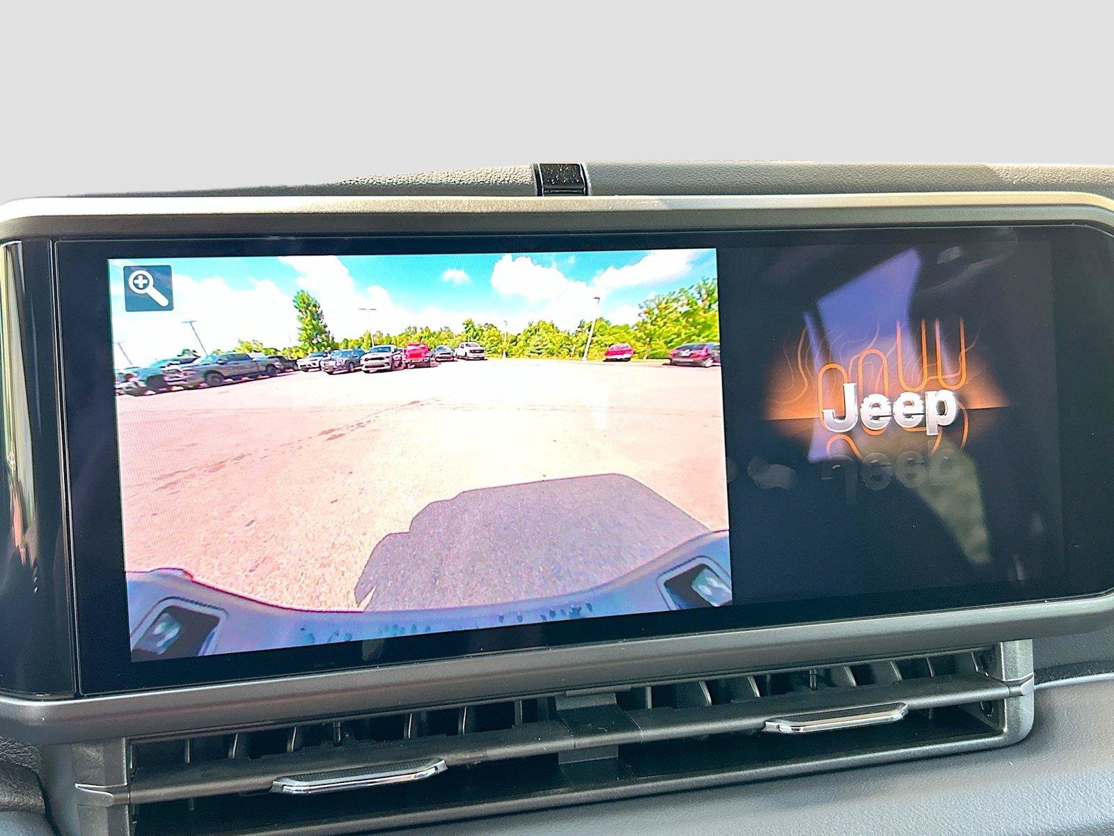 New 2026 Jeep Gladiator Sport AWD/4WD image 27