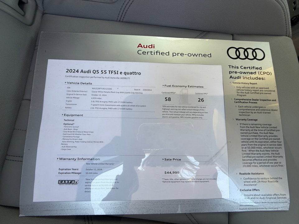 Used 2024 Audi Q5 e Premium w/ Convenience Package image 33