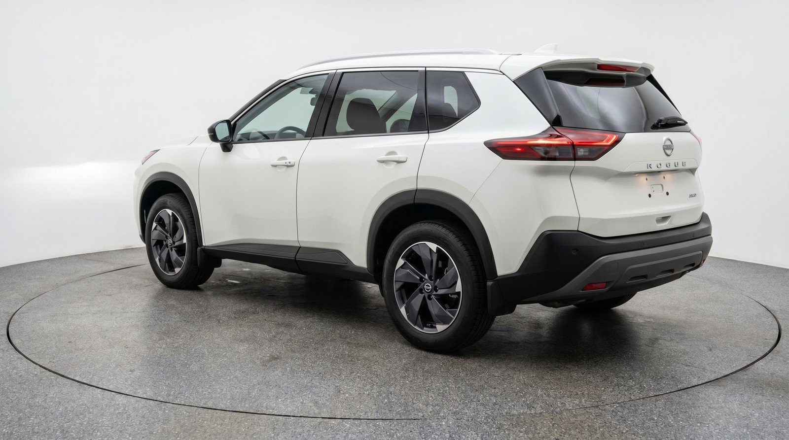 Used 2025 Nissan Rogue SV AWD/4WD image 6