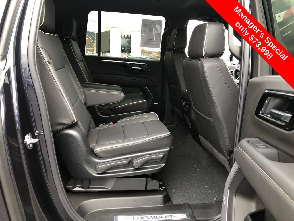 Used 2025 Chevrolet Suburban Premier AWD/4WD image 27