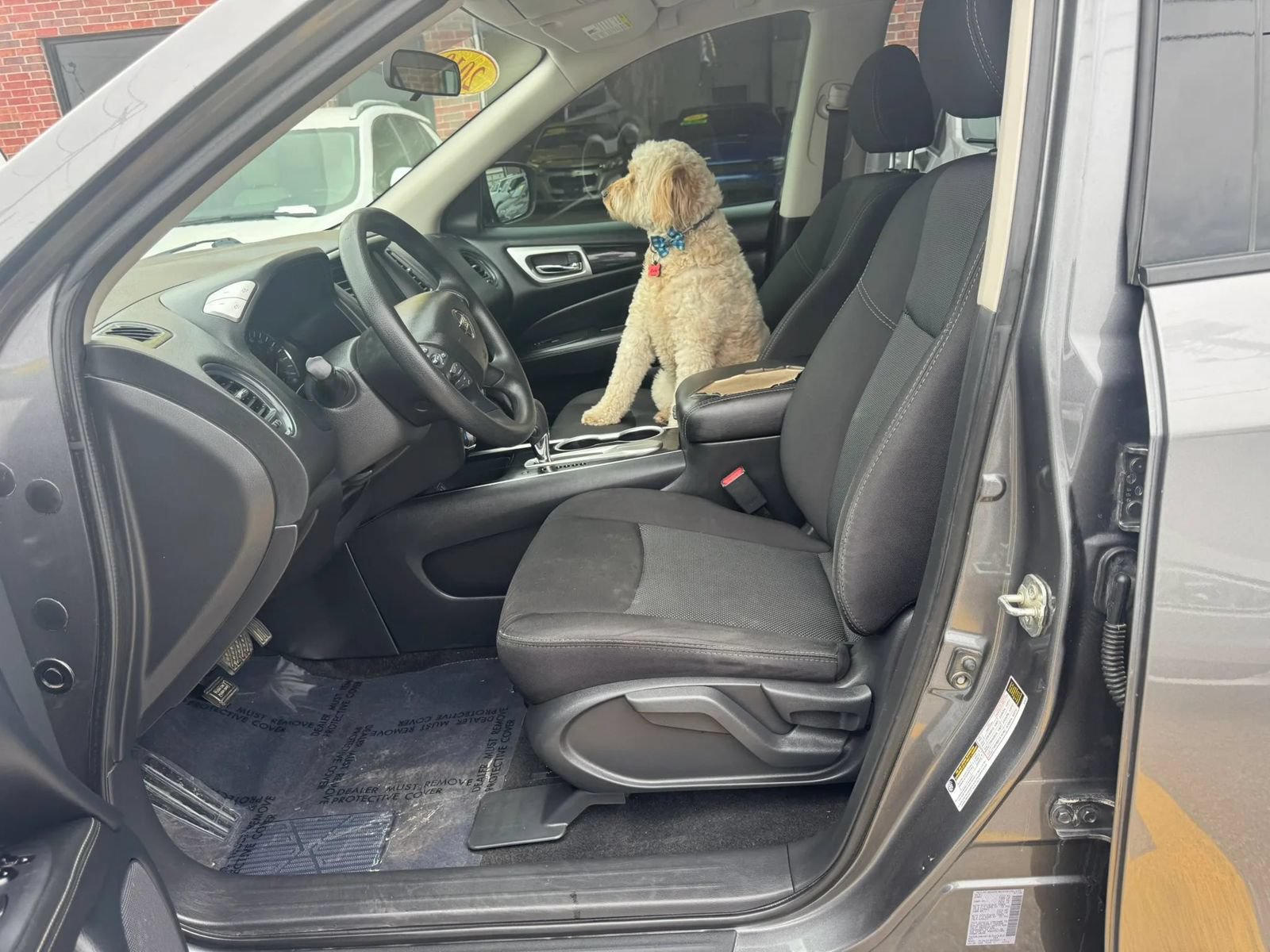 Used 2019 Nissan Pathfinder S FWD image 8