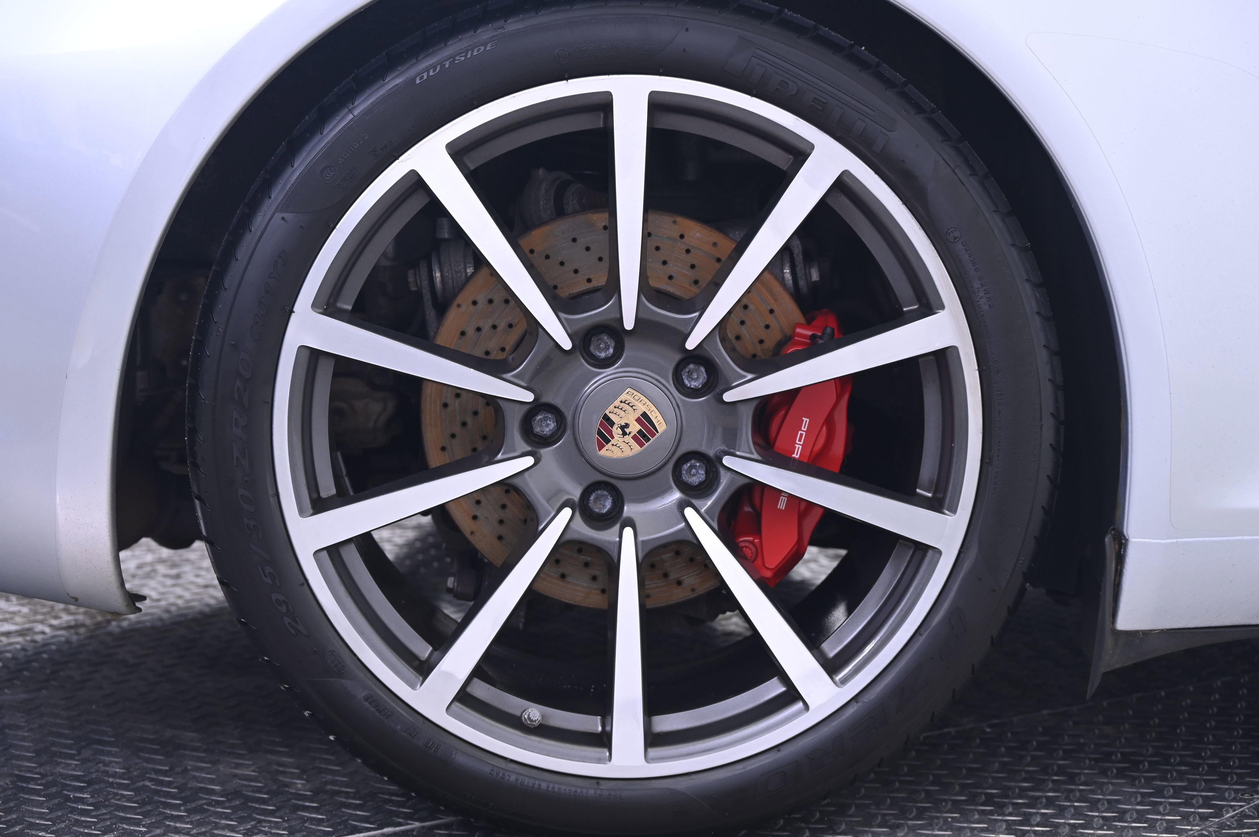 Certified 2014 Porsche 911 Carrera S RWD image 16