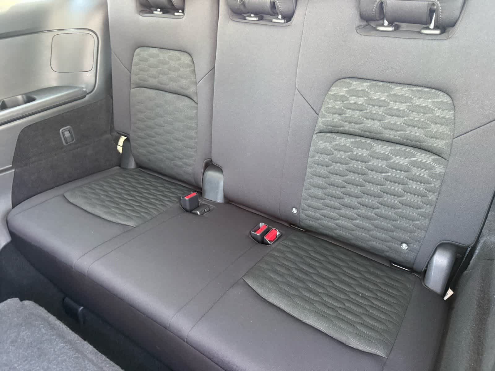 Used 2024 Nissan Pathfinder SV AWD/4WD image 25