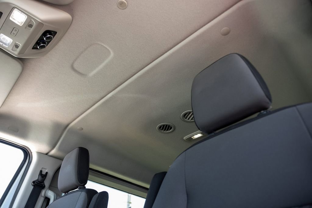 Used 2024 Ford Transit 350 XLT image 31