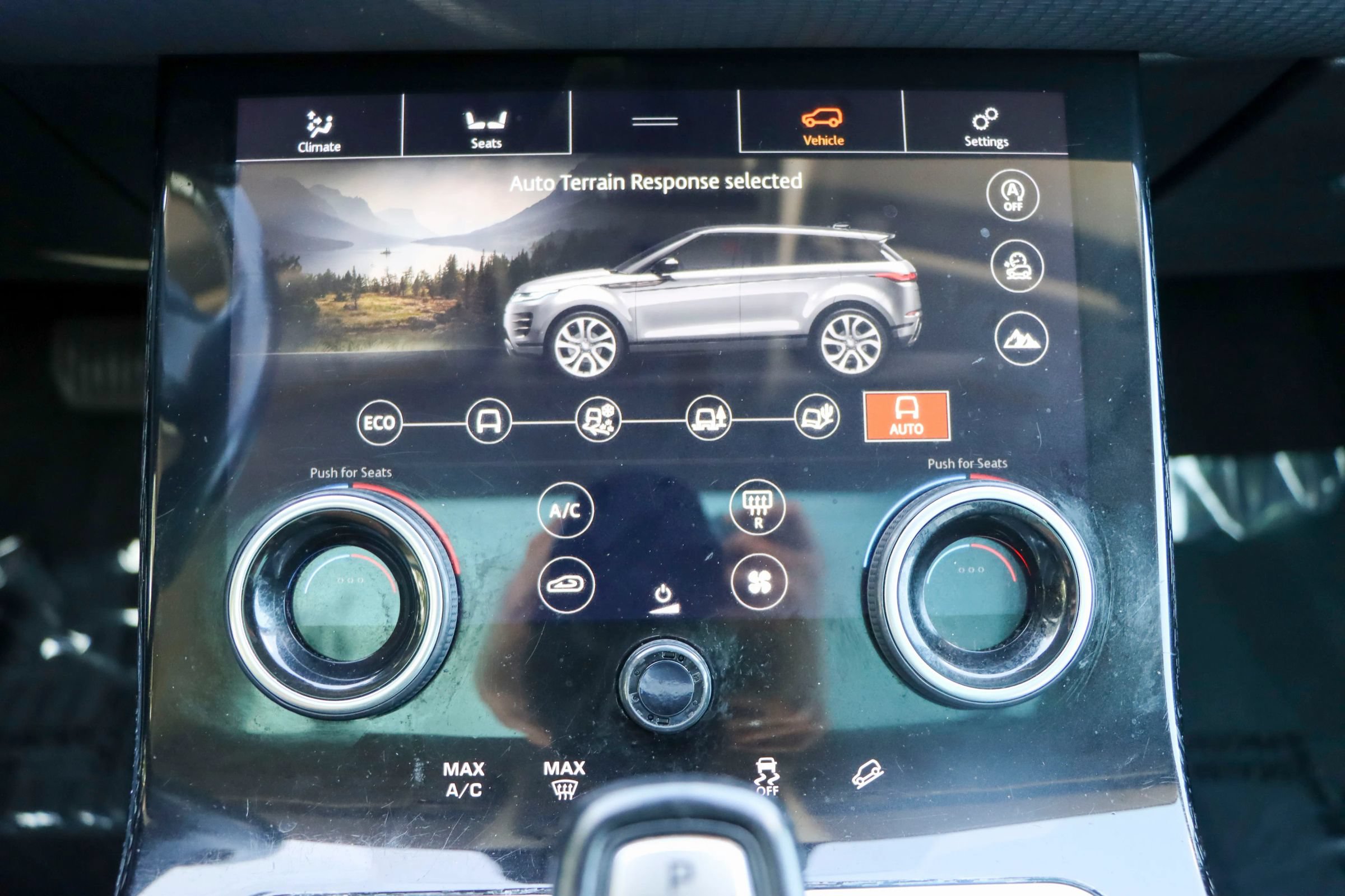 Used 2020 Land Rover Range Rover Evoque S AWD/4WD image 40