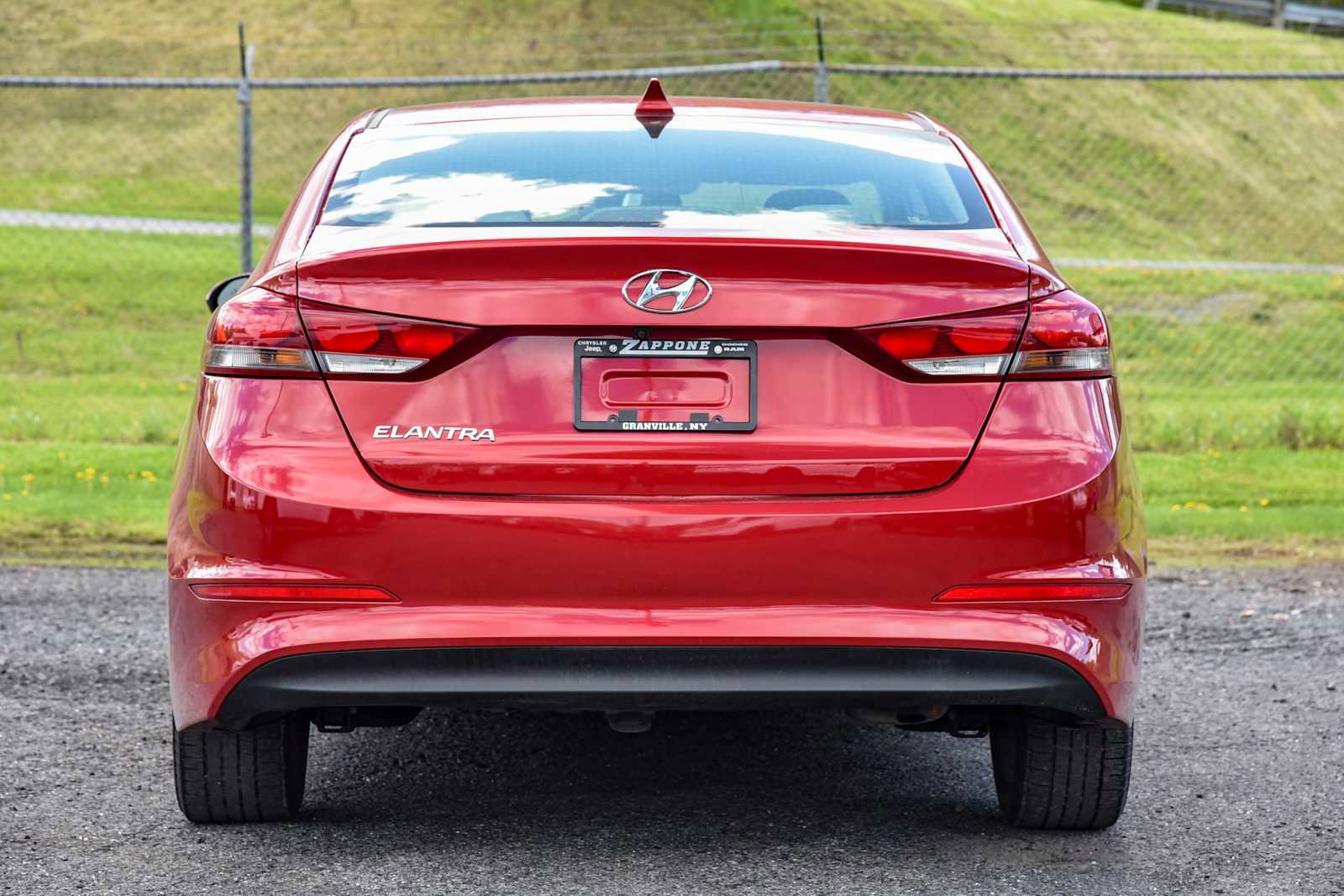 Used 2018 Hyundai Elantra SEL FWD image 4