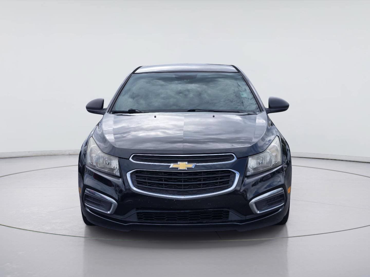 Used 2016 Chevrolet Cruze LS FWD image 2