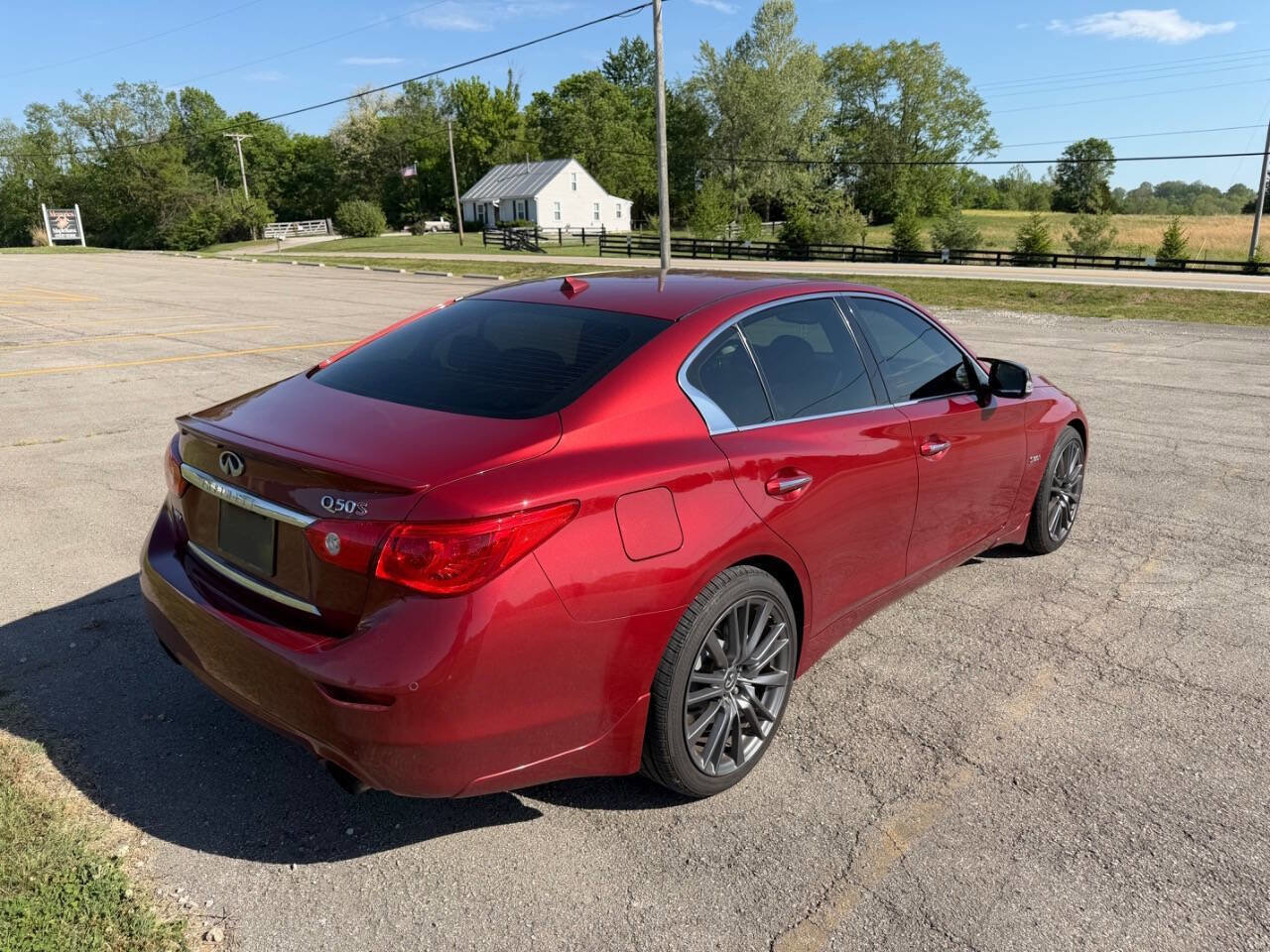 Used 2016 INFINITI Q50 Red Sport 400 AWD/4WD image 6