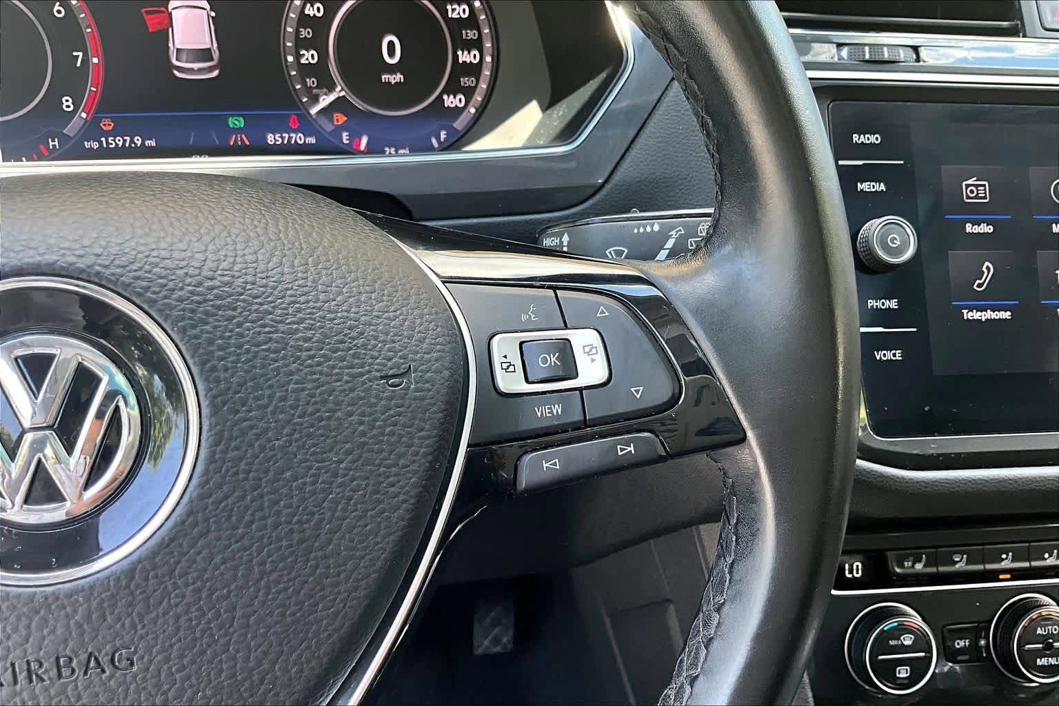 Used 2019 Volkswagen Tiguan SEL Premium AWD/4WD image 25