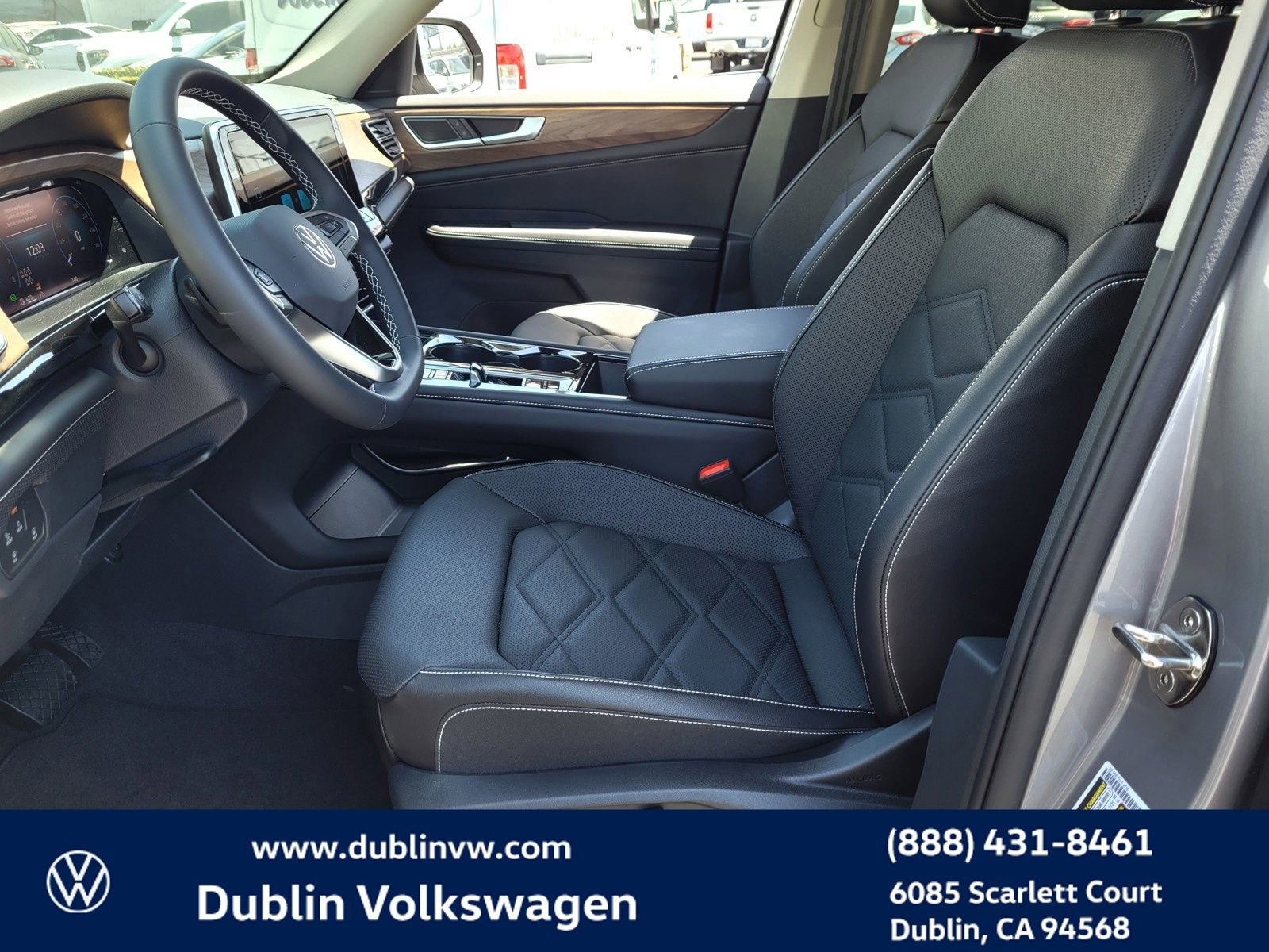 New 2024 Volkswagen Atlas SE image 15