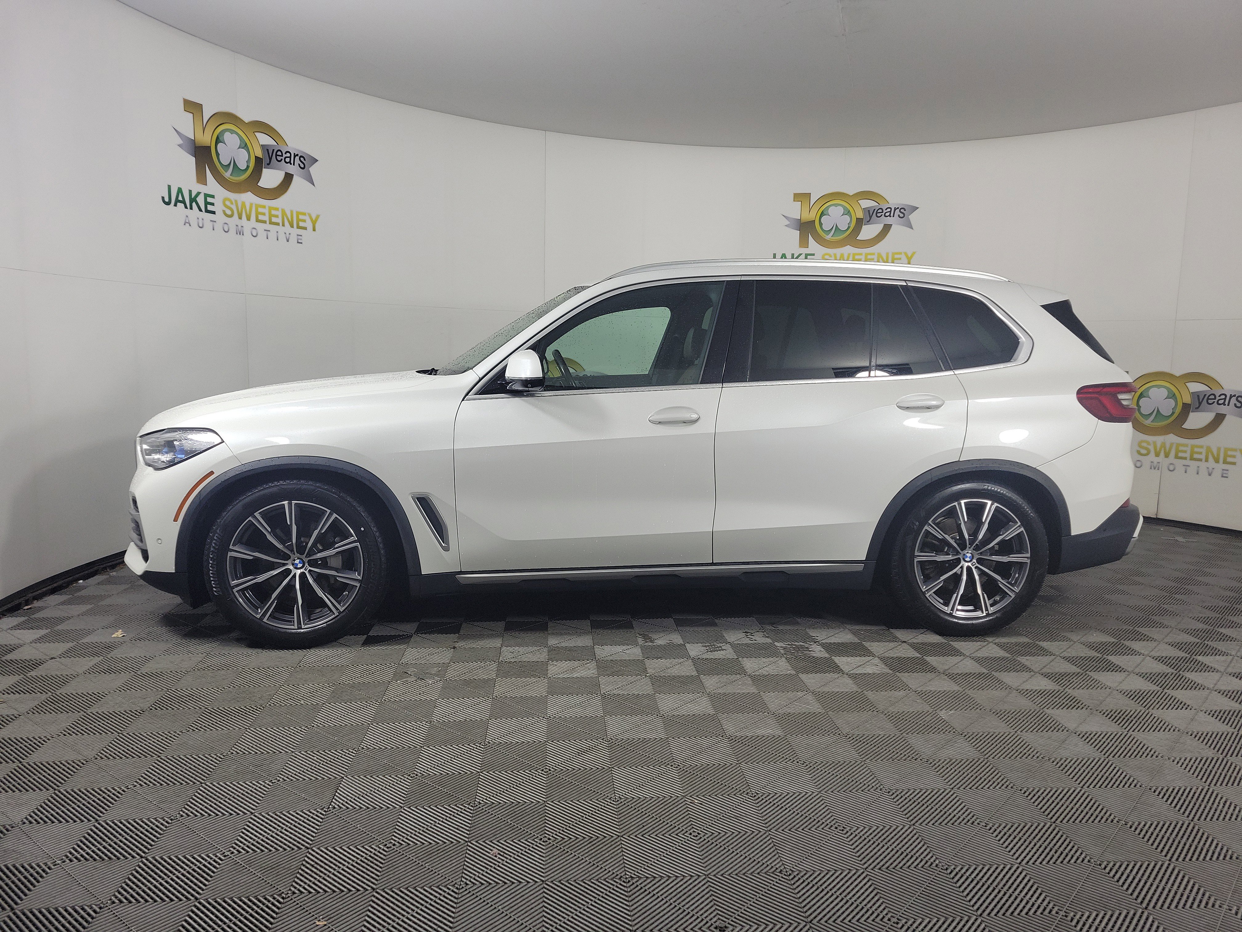 Used 2019 BMW X5 xDrive40i w/ Off-Road Package image 4
