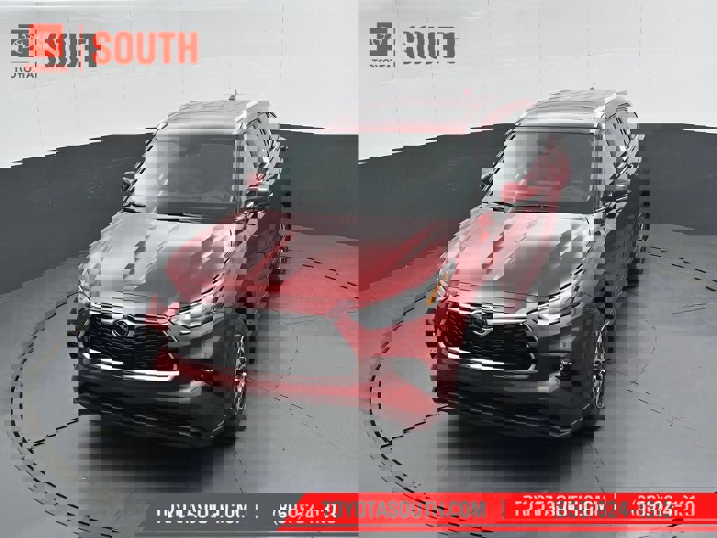 New 2026 Toyota Highlander XLE image 56