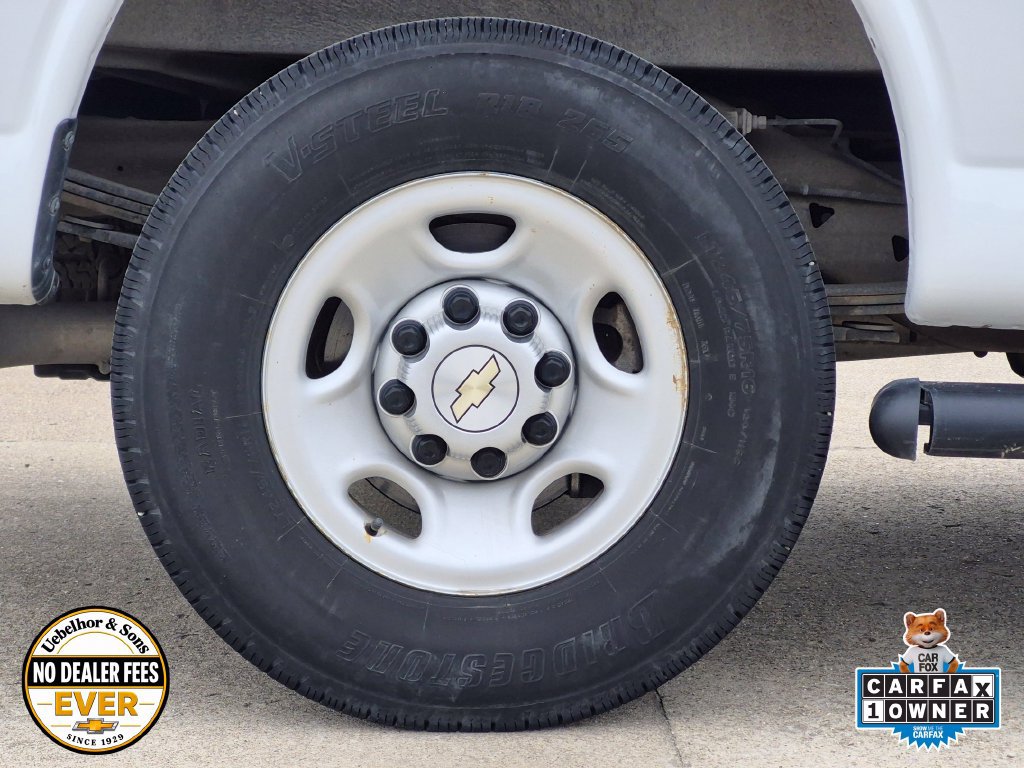 Used 2021 Chevrolet Express 2500 w/ Driver Convenience Package RWD image 24