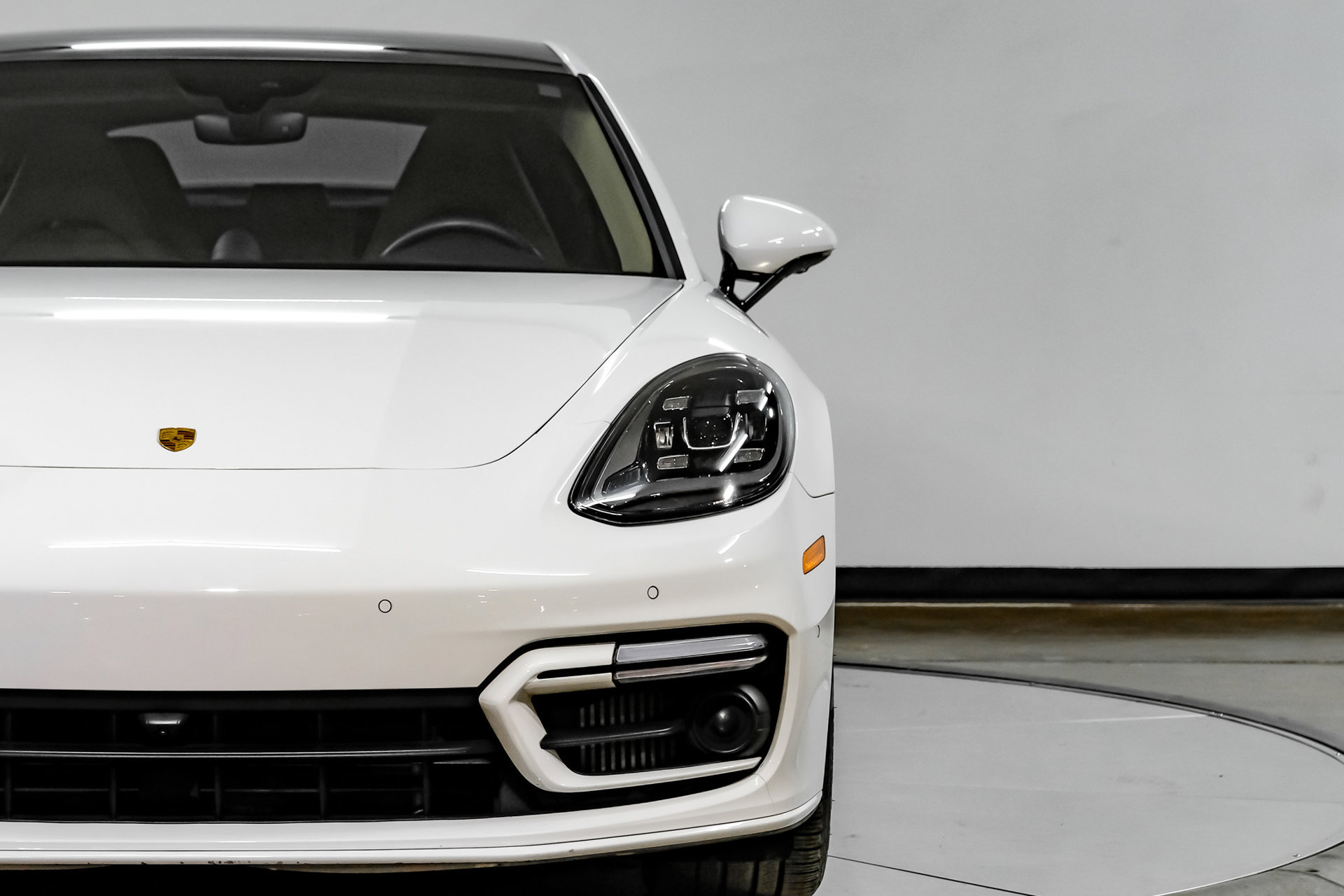 Used 2023 Porsche Panamera Platinum Edition w/ Sportdesign Package RWD image 53