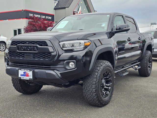 Used 2021 Toyota Tacoma TRD Off-Road w/ Technology Package AWD/4WD image 7