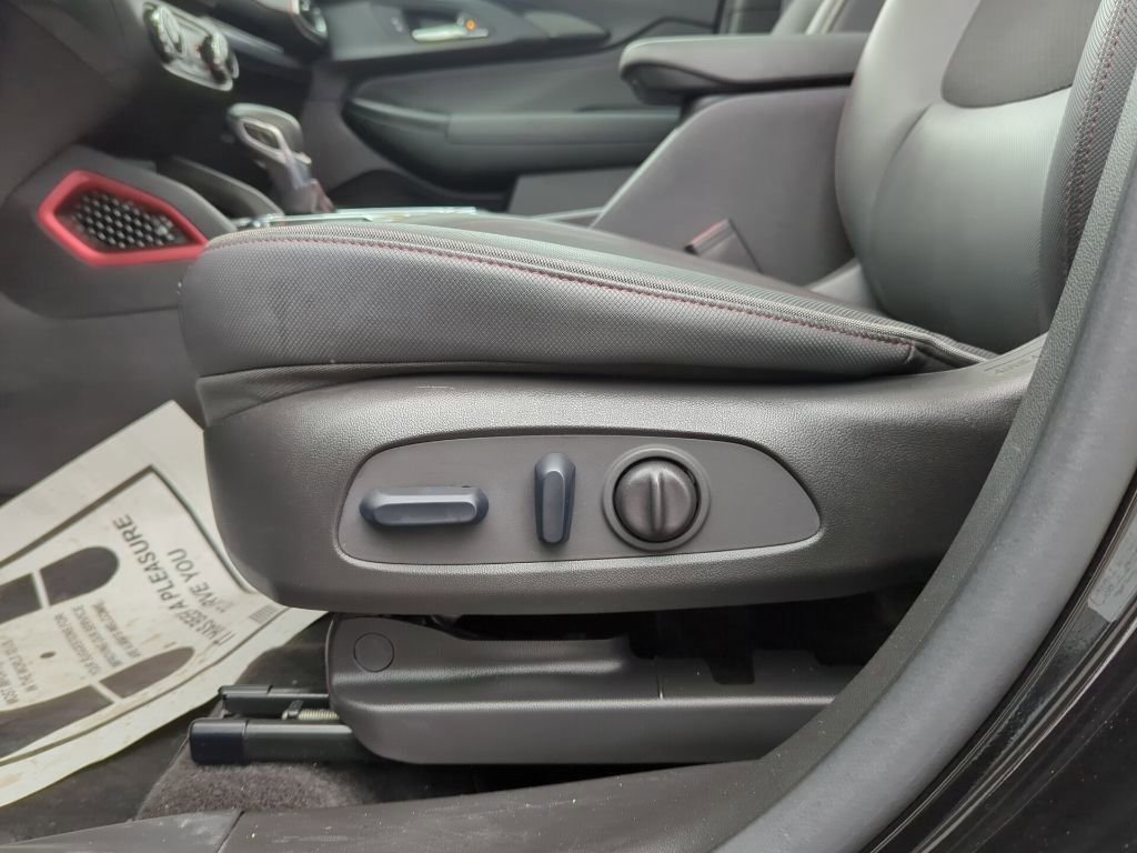 Certified 2023 Chevrolet TrailBlazer RS w/ Sun and Liftgate Package image 21