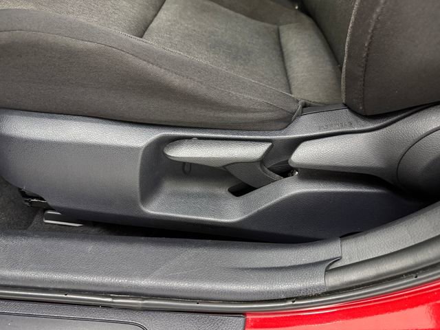 Used 2025 Toyota Camry LE FWD image 28