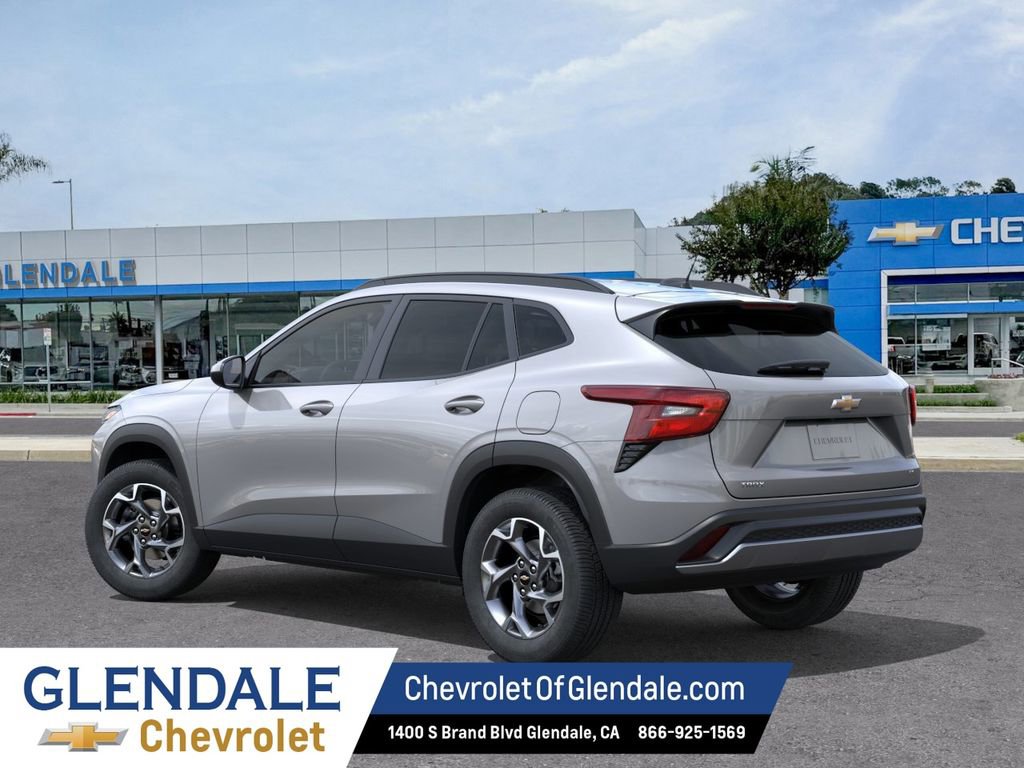 New 2026 Chevrolet Trax LT FWD image 3