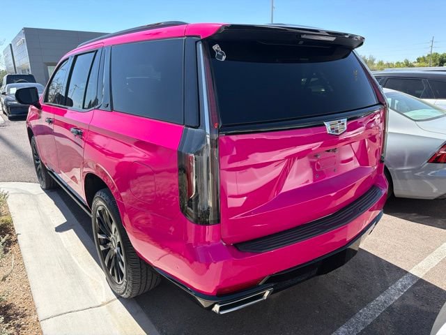 Used 2023 Cadillac Escalade Premium Luxury w/ Performance Package AWD/4WD image 4