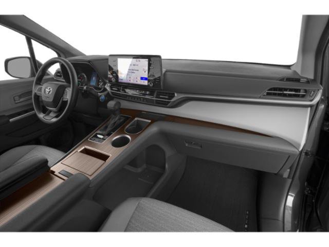 Used 2021 Toyota Sienna LE FWD image 15