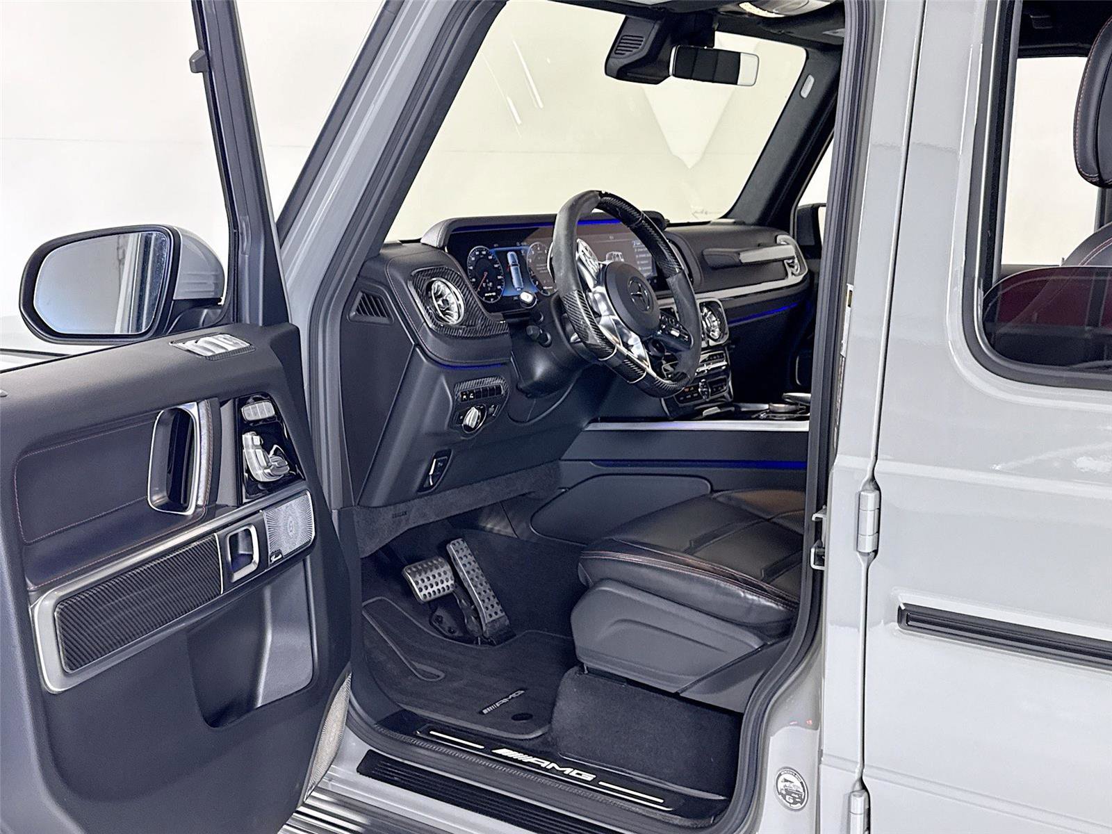 Used 2021 Mercedes-Benz G 63 AMG 4MATIC w/ G Manufaktur Interior Package image 12