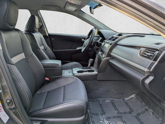 Used 2013 Toyota Camry SE FWD image 18